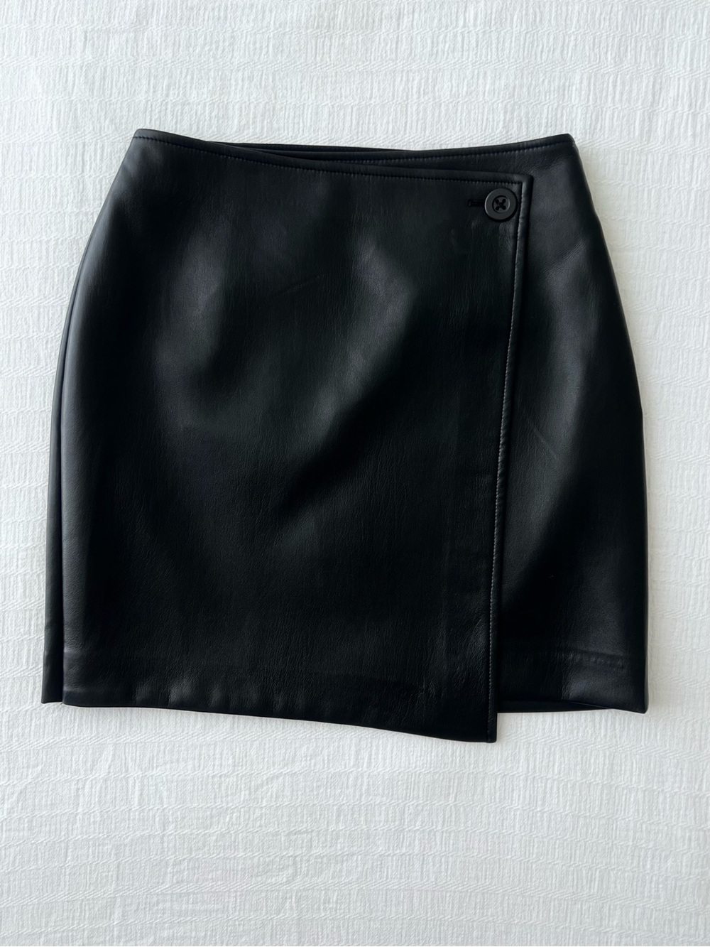 NWOT BABATON Black Vicinity Mini Skirt -size 0